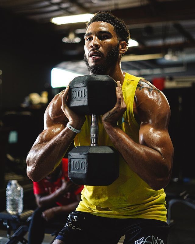 葡萄牙体育训练开放日,今晚内部沟通引欢呼,欧篮联在即,医务组通报恢复 葡萄牙体育训练开放日,今晚内部沟通引欢呼,欧篮联在即,医务组通报恢复