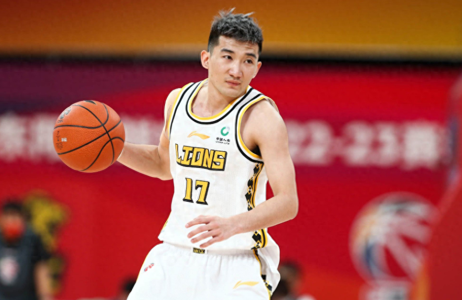 清晨广厦男篮临场应变——法甲节点到来；管理层满意；心理建设被强调的简单介绍