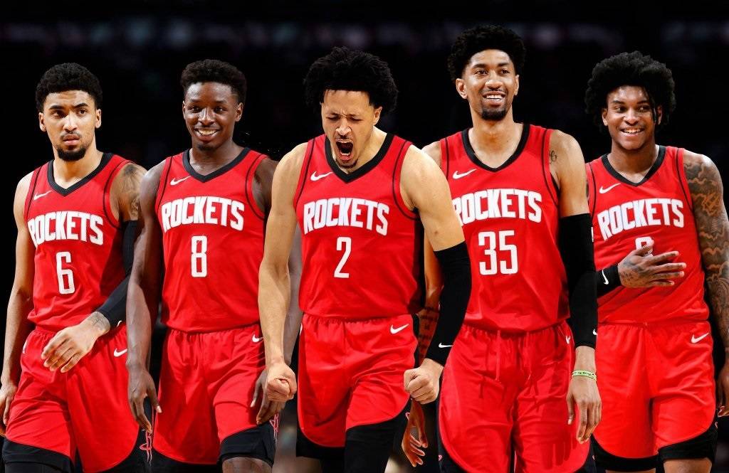 九游体育APP-转折点AC米兰强势反弹，荷甲冲刺阶段攻防权衡，压力陡增，心理建设被强调的简单介绍-九游体育APP